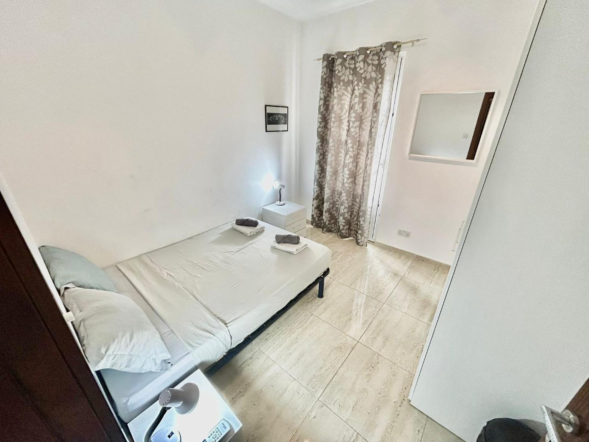 Sliema 2 Bedroom Apartment Zewnętrze zdjęcie